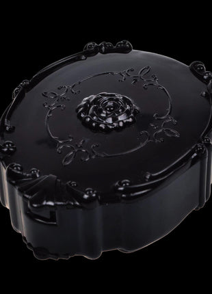 <transcy>Caja de colmillos</transcy>
